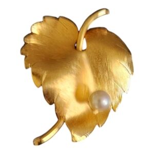 VTG  Brushed Gold Tone Leaf With Cultured Pearl Brooch/Pin 2 Inches Long Nice!